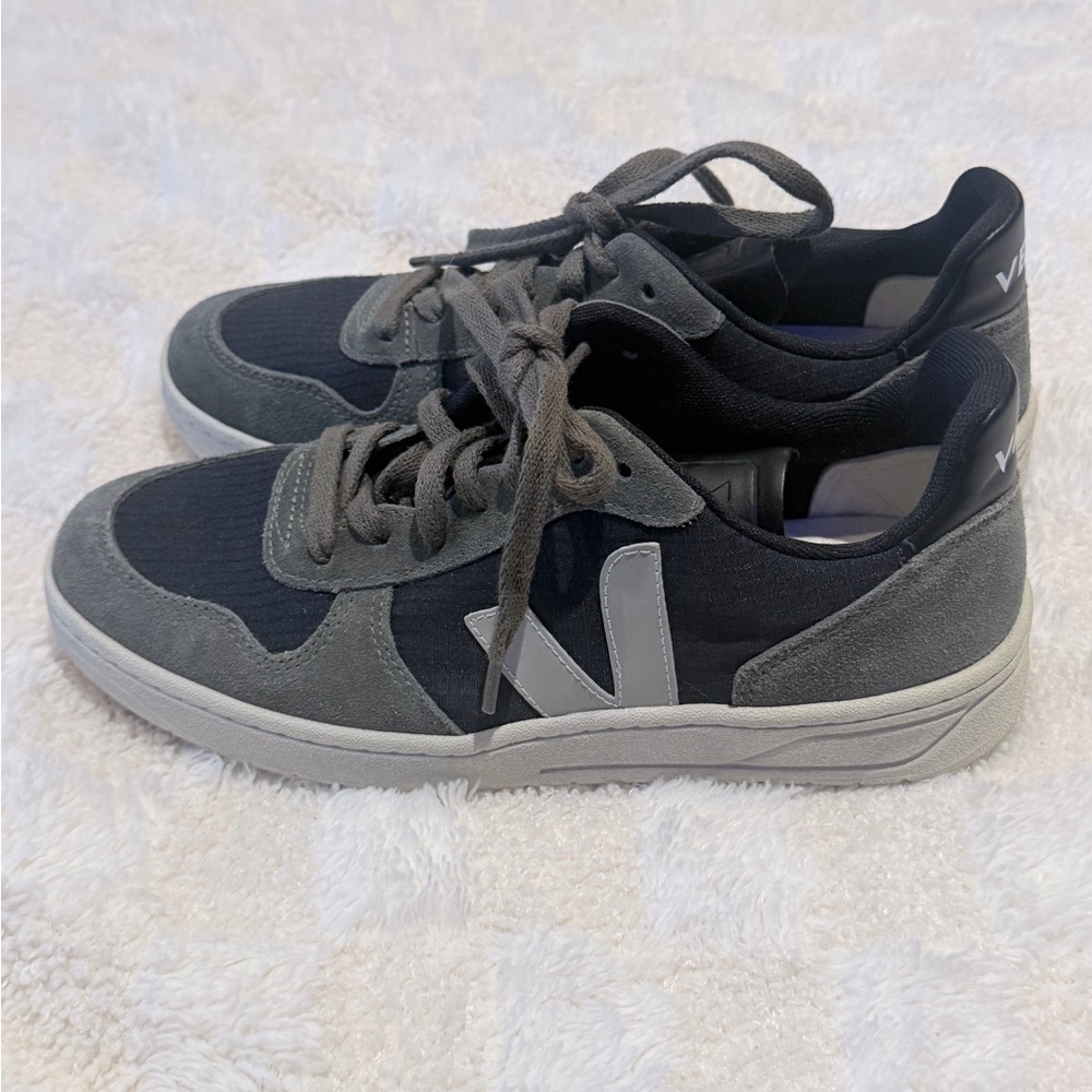 Veja V-10 Ripstop sneakers in the Black Oxford Grey Mud